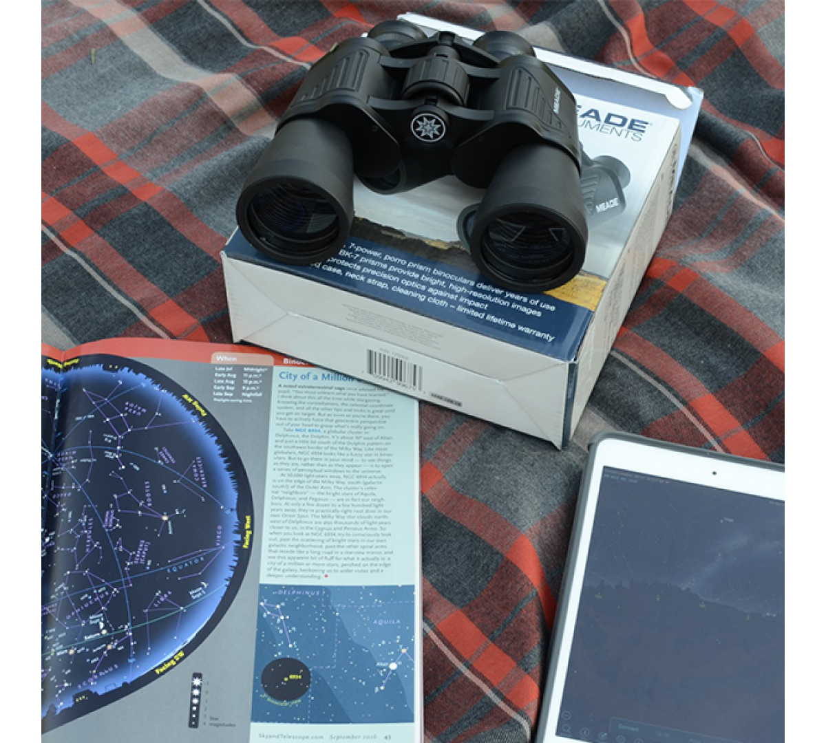 Бинокль Meade Mirage 10-22x50