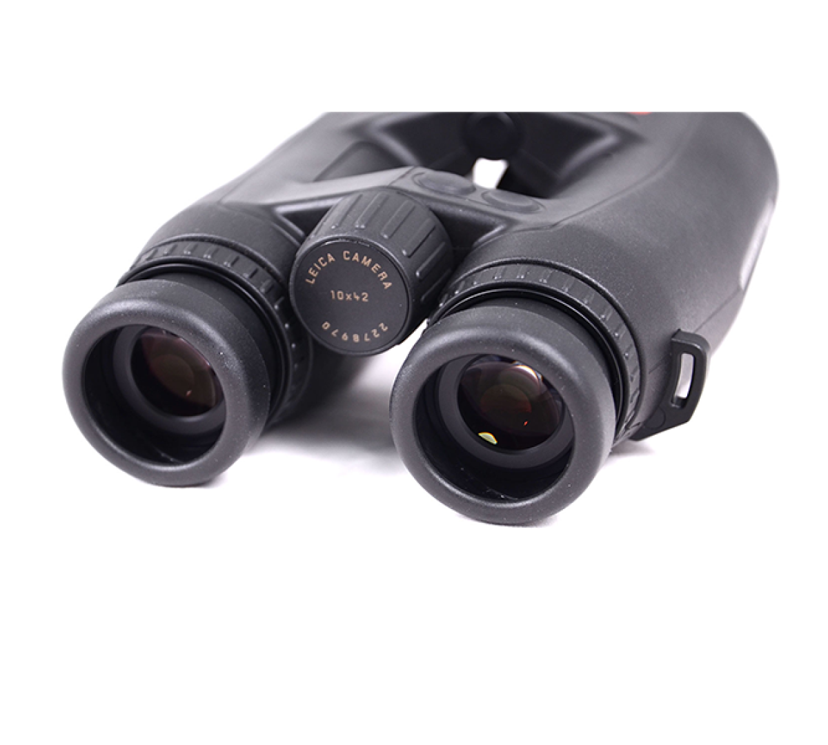 Бинокль-дальномер Leica Geovid 10x42 3200.com